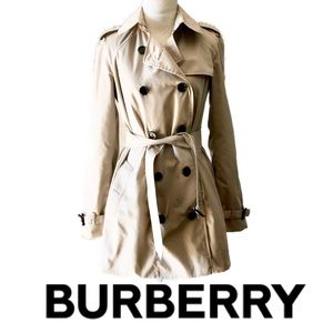 Burberry Sandringham Mid Length Trench in Stone